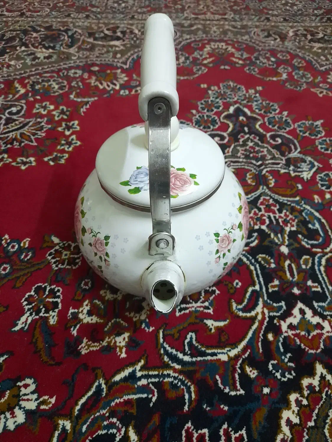 کتری آب جوش تمیز درحدنو دراصفهان خیابان جی|قوری، کتری، قهوهساز دستی|اصفهان, ارداجی|دیوار