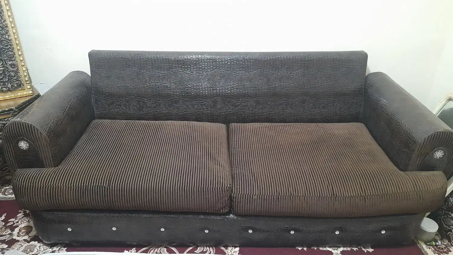 مبل|مبلمان خانگی و میز عسلی|قشم, |دیوار