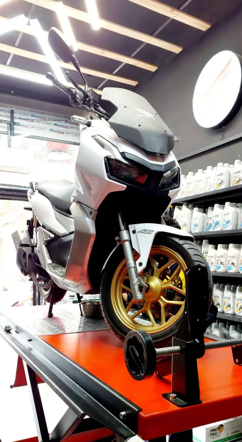 adv 150cc|موتورسیکلت|مشهد, سیلو|دیوار