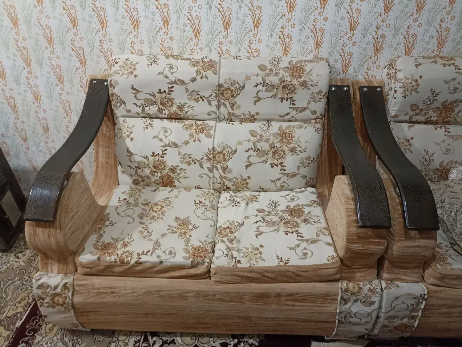 مبل کارکرده|مبلمان خانگی و میز عسلی|نیشابور, کشتارگاه|دیوار