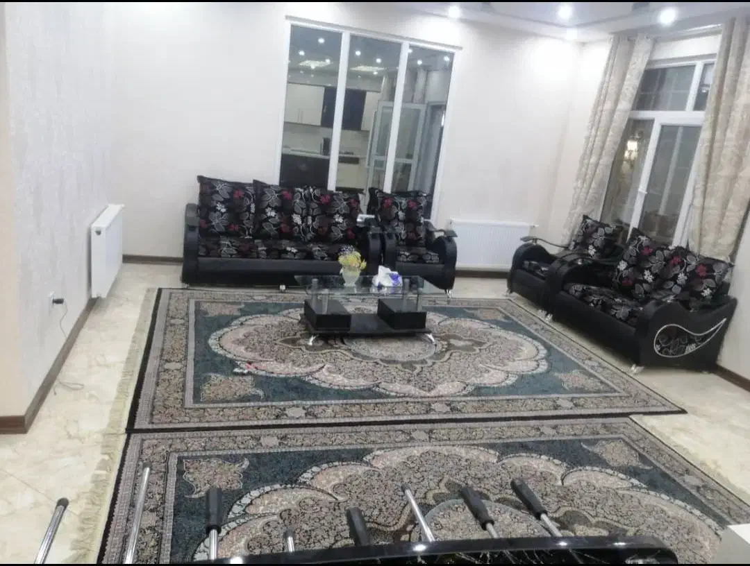 اجاره روزانه باغ ویلا نوساز داخل شهر|اجارهٔ کوتاه‌مدت ویلا و باغ|کرمانشاه, |دیوار