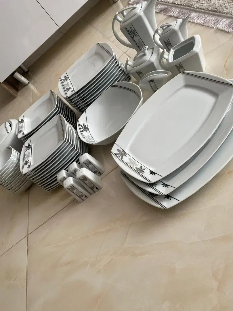 سرویس چینی|ظروف سرو و پذیرایی|رباطکریم, نصیرشهر|دیوار