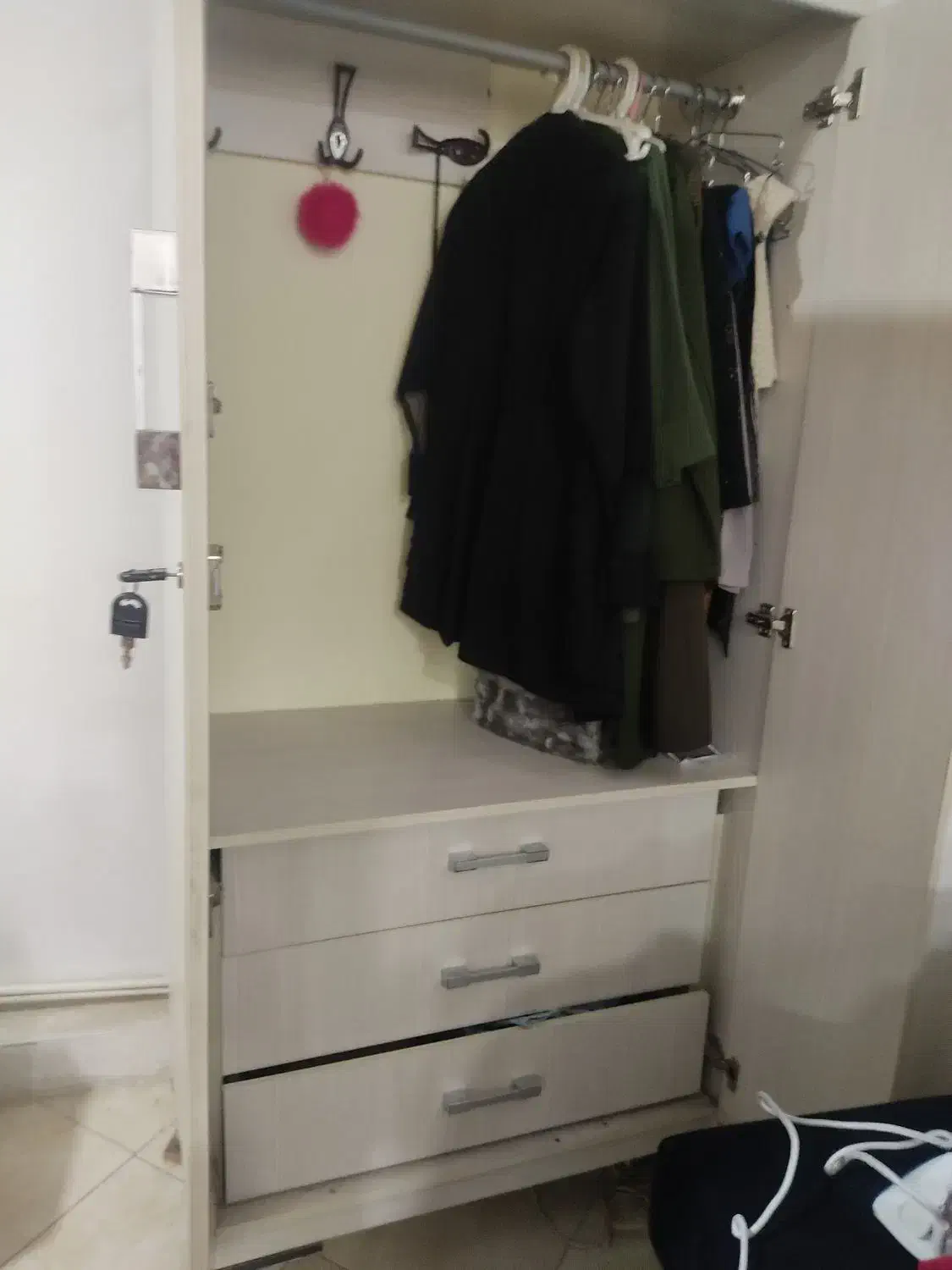 حراج زیر قیمت بازار کمد اینه دار|جاکفشی، کمد، دراور|بابل, |دیوار