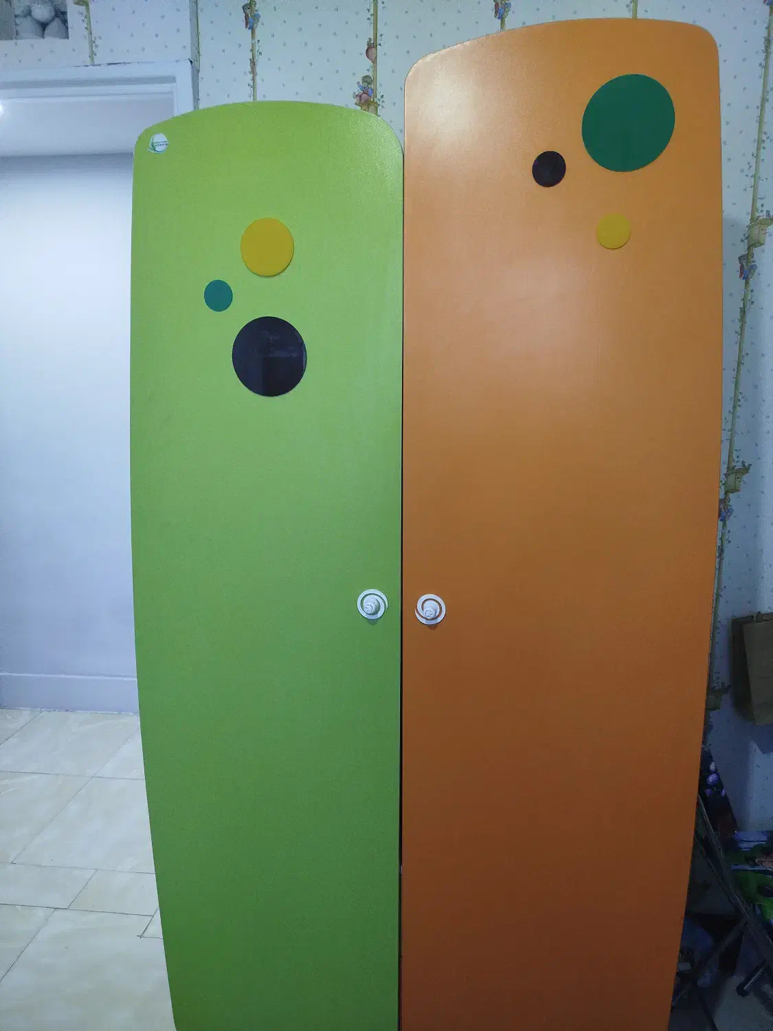 سرویس اتاق خواب|تخت و سرویس خواب|تربت‌حیدریه, پائین ولایت|دیوار