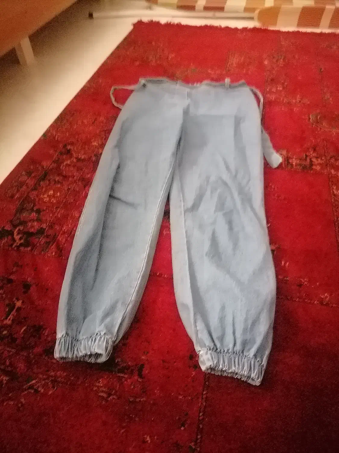 شلوارجین|لباس|شیراز, میانرود|دیوار