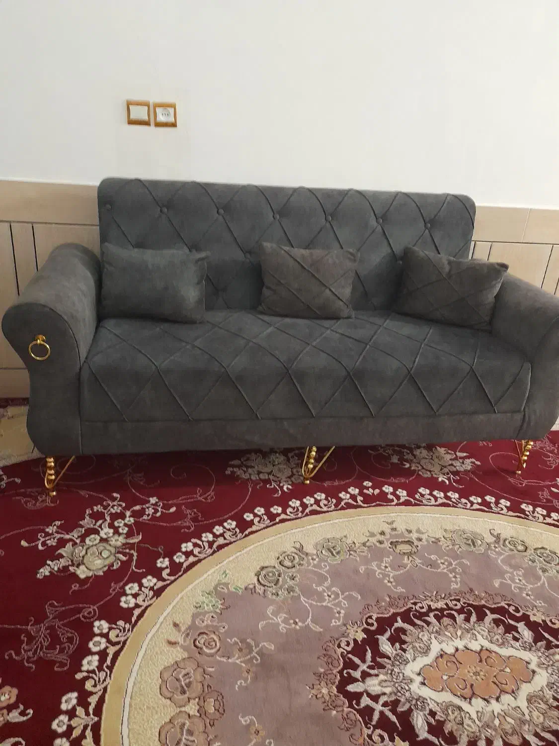 مبل ۷نفره|مبلمان خانگی و میز عسلی|بروجن, |دیوار