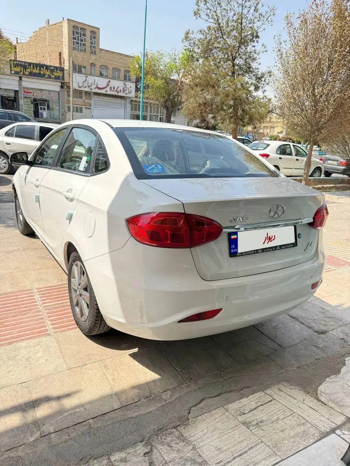 اتو رئیسی نقد اقساط/ جک j4|خودرو سواری و وانت|یزد, |دیوار