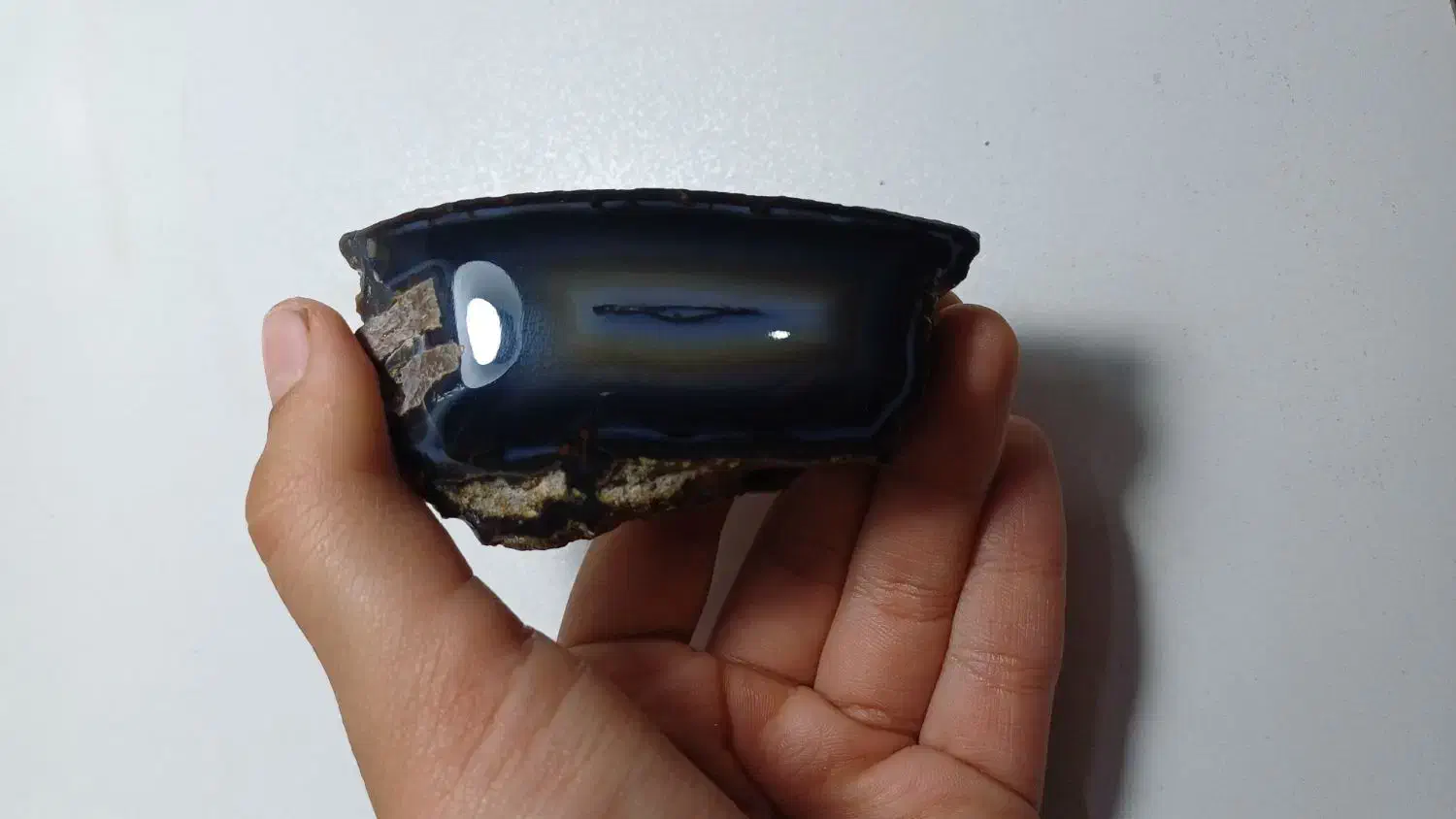 عقیق|جواهرات|مشهد, فارغ التحصیلان|دیوار