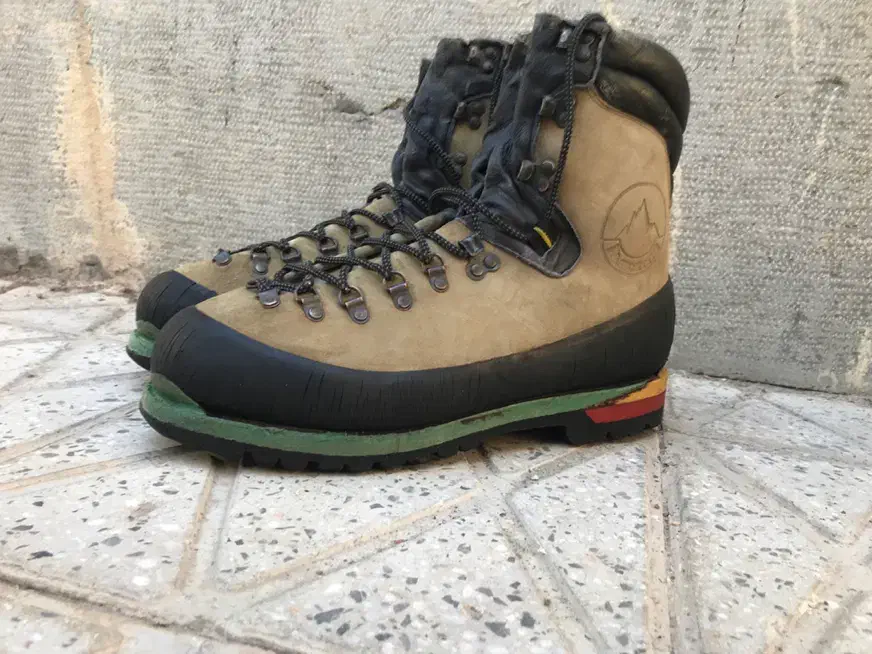 کفش کوهنوردی لاسپورتیوا نپال اورجینال LA SPORTIVA|کیف، کفش، کمربند|تهران, جردن|دیوار