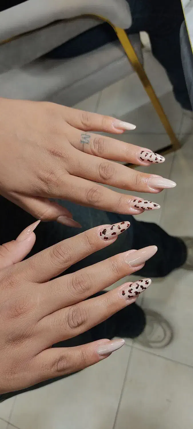 آموزش کاشت ناخن با مدرک فنی حرفهای|خدمات آموزشی|سمنان, |دیوار