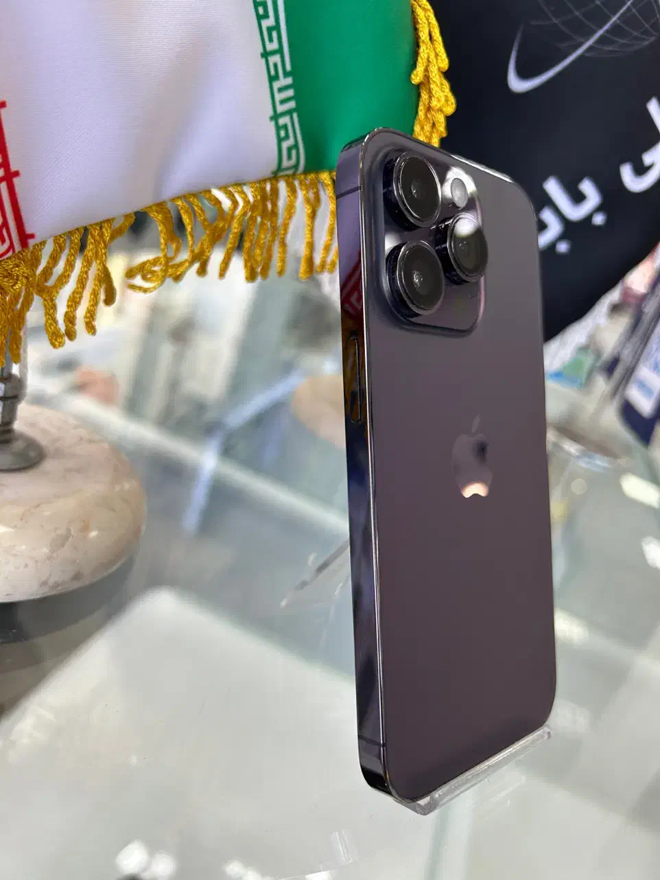 iphone 14 pro|موبایل|قم, چهل درخت|دیوار