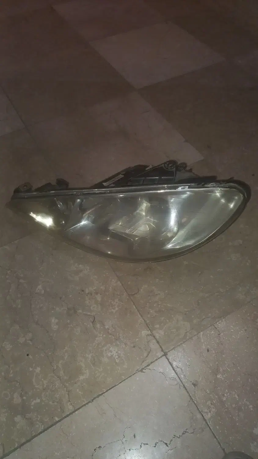 چراغ جلو ۲۰۶|قطعات یدکی و لوازم جانبی|مشکین‌دشت, |دیوار