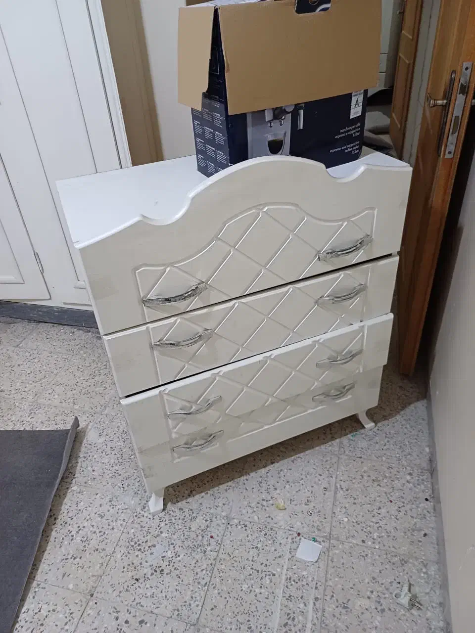 فروش وسایل منزل با قیمت مناسب|تخت و سرویس خواب|شاهینشهر, شهرک گلدیس|دیوار