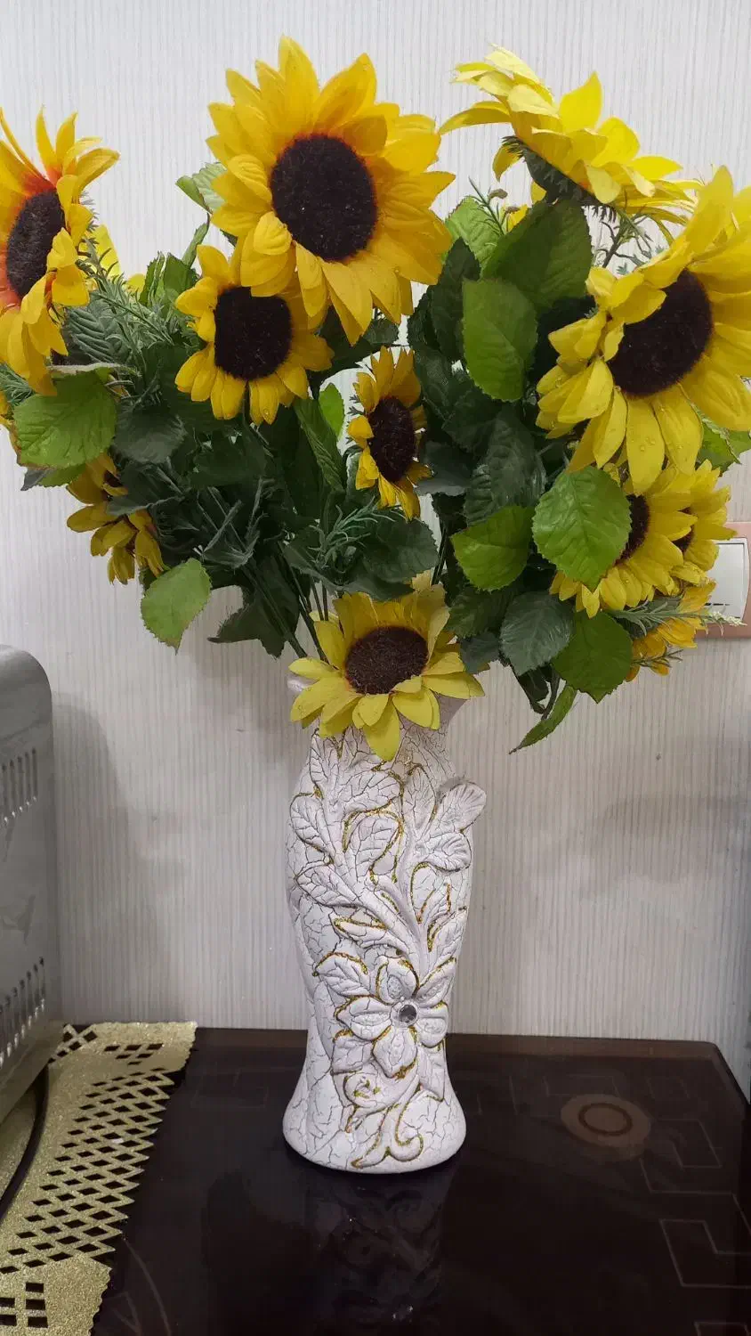 گل آفتاب گردون با گلدون|گل مصنوعی|خرم‌آباد, |دیوار