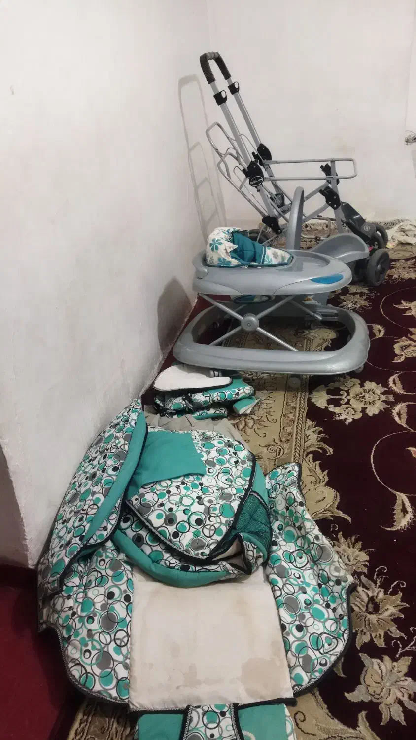 راوروک ،کالسکه ،گهواره دستی،درحدنو|کالسکه و لوازم جانبی|سبزوار, کلاته سیفر|دیوار