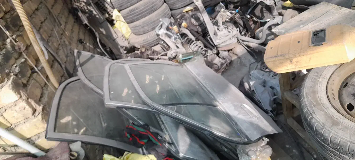 لوازم استوک و...دست دوم ۵۰٪ قیمت رایگان کهندژ|قطعات یدکی و لوازم جانبی|اصفهان, زاجان|دیوار