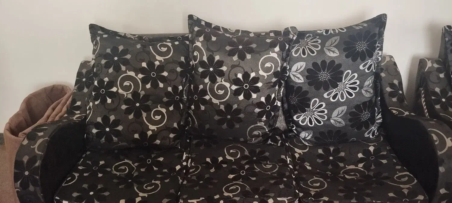 مبل|مبلمان خانگی و میز عسلی|نهاوند, |دیوار