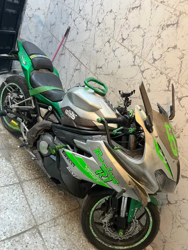 بنلی ریس پر آپشن ترین تیونیگ کمترین قیمت|موتورسیکلت|اصفهان, خانه اصفهان|دیوار