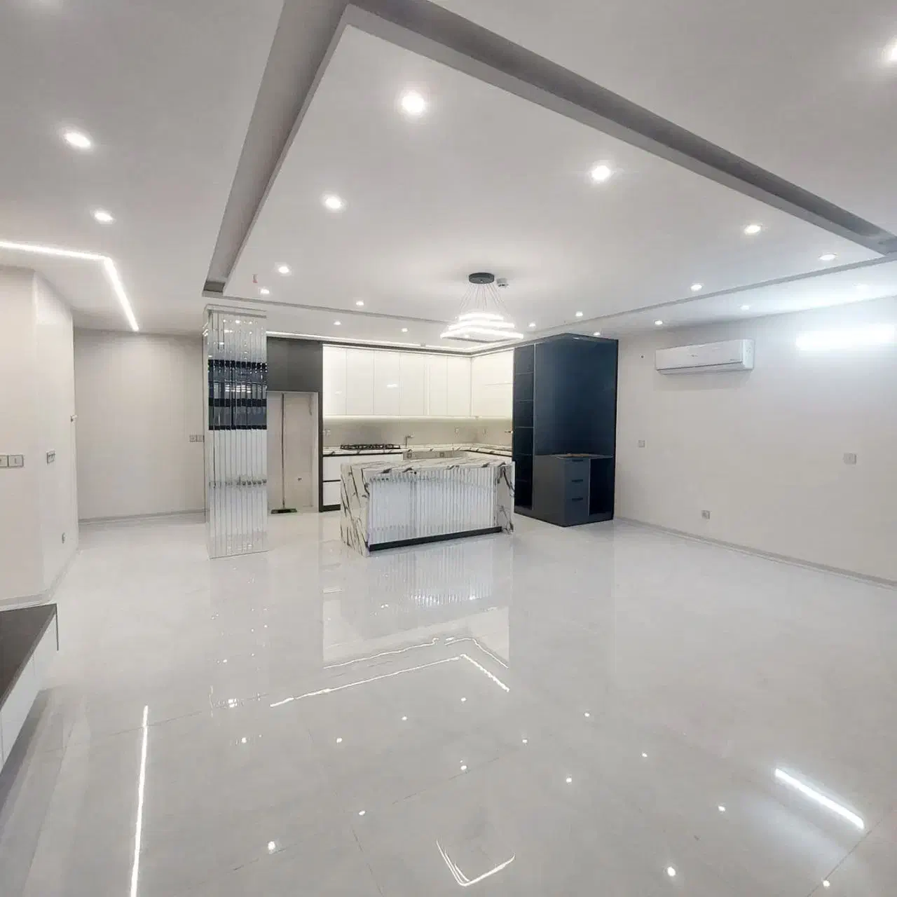 اپارتمان دوخواب 125متری ملکی سالن بزرگ صدرا|فروش آپارتمان|صدرا-فارس, فاز ۱|دیوار