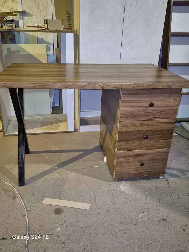 میز تحریر|میز تحریر و کامپیوتر|بوشهر, |دیوار