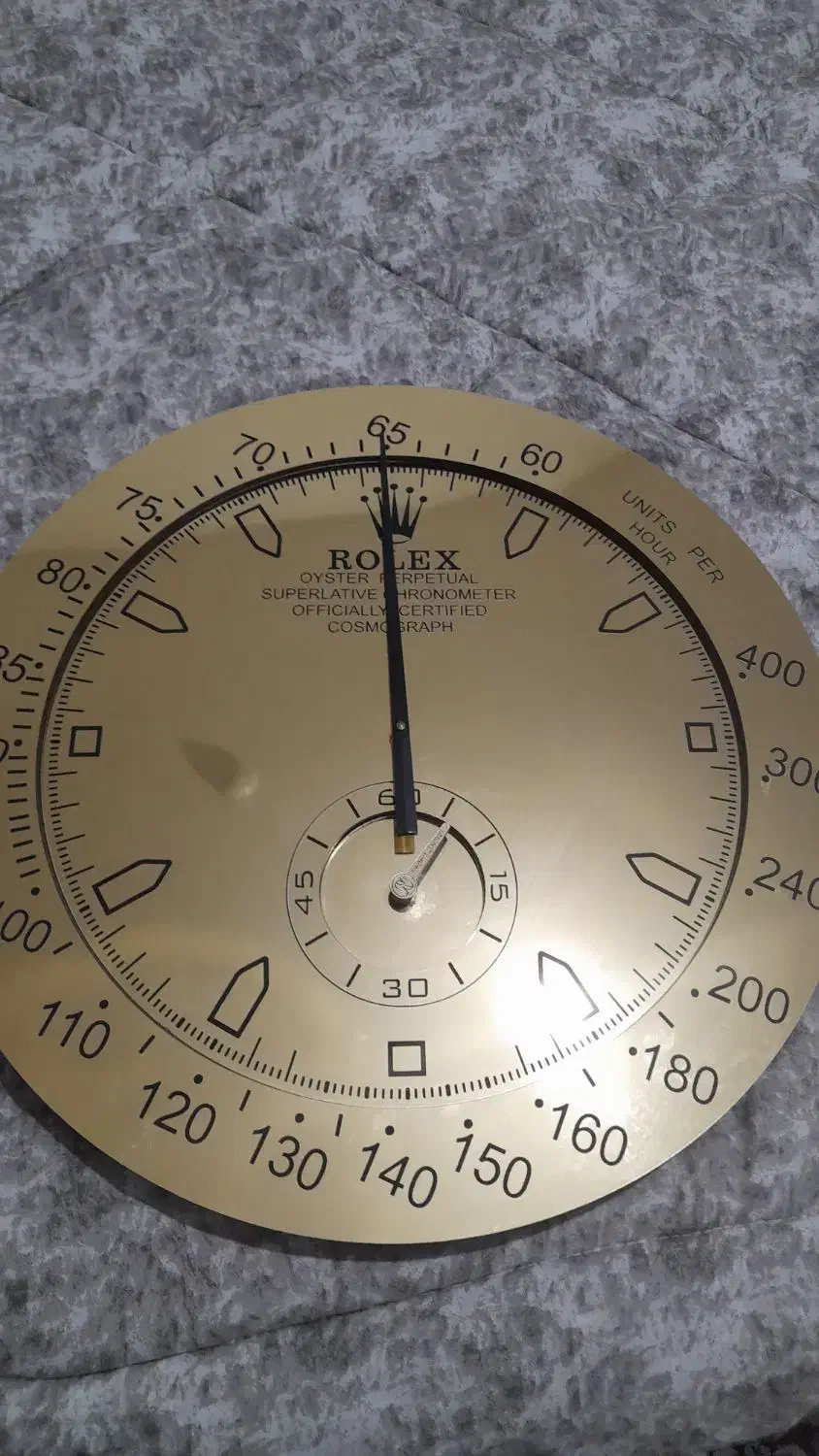 شعمدانی باشمع وساعت درحد نو|ساعت دیواری و تزئینی|تهران, مجیدآباد|دیوار