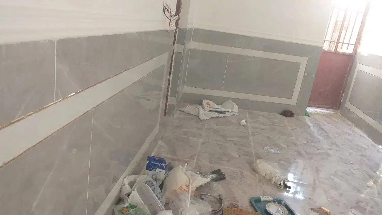 کاشیکاری(کاشی کاری vip)|خدمات پیشه و مهارت|چابهار, |دیوار