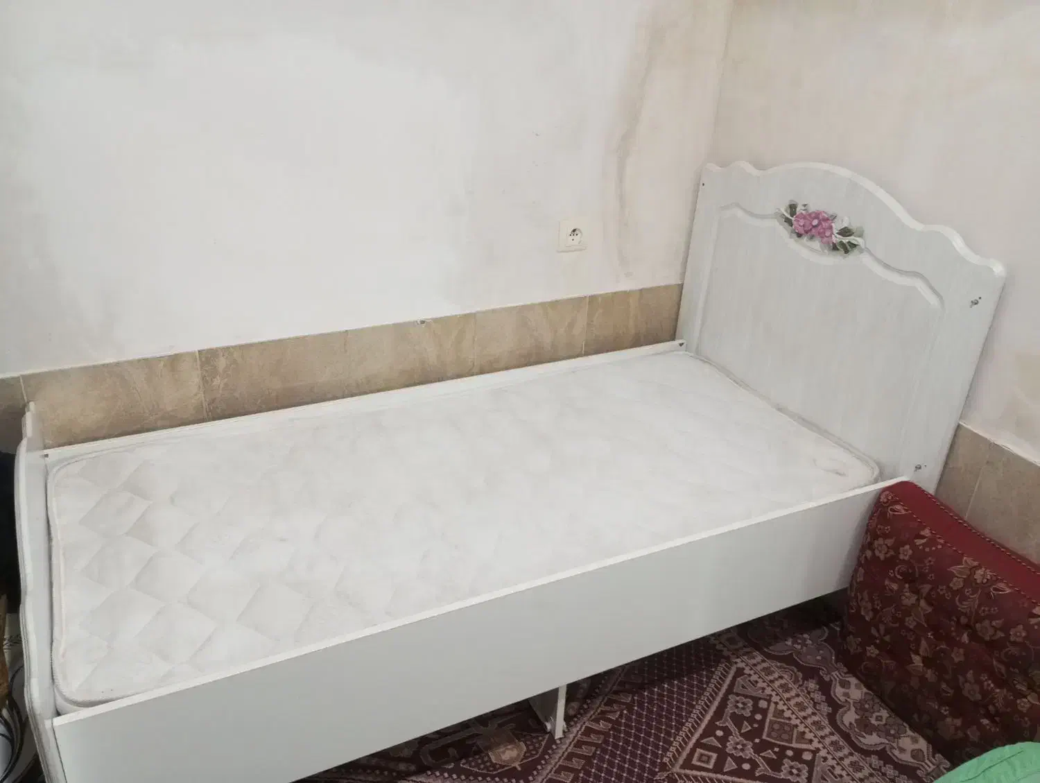 فروش تخت و تشک نوزاد|تخت و سرویس خواب|جهرم, |دیوار