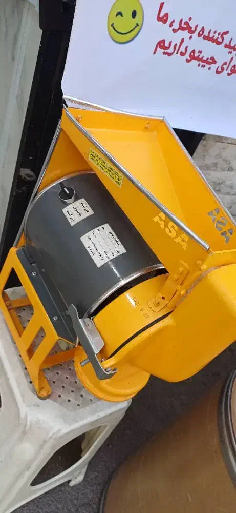 آسیاب مینی بوش رومیزی ۳ اسب ۳۰۰۰۰دور|ماشینآلات صنعتی|اصفهان, تیران|دیوار