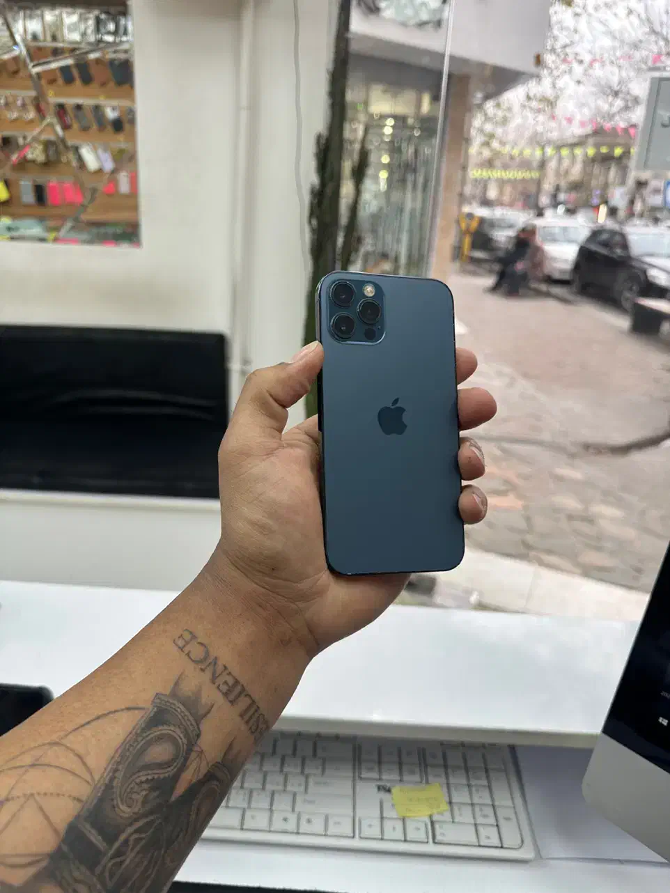 ۱۲ پرو ۲۵۶ گیگ تک سیم|موبایل|گرگان, |دیوار