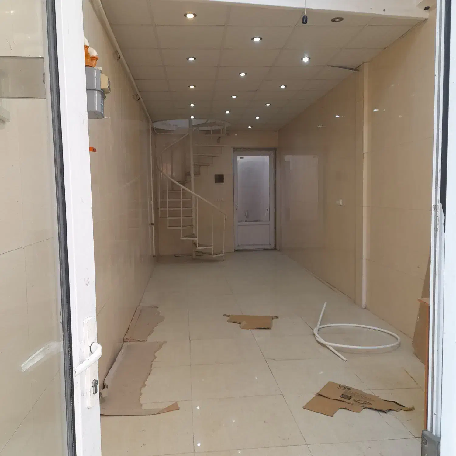 اجاره مغازه خیابان خمینی داخل کوچه آفتاب ۲۱|اجارهٔ مغازه و غرفه|گرگان, |دیوار