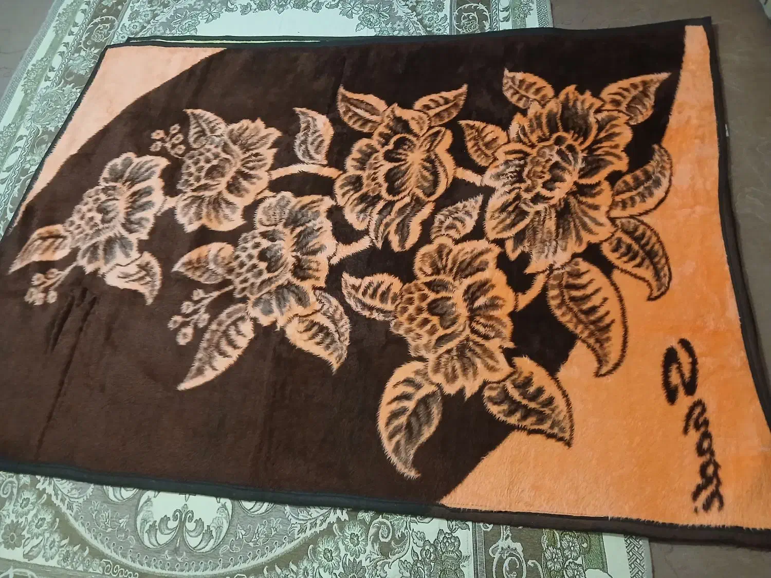 پتو یک نفره|رختخواب، بالش، پتو|آستانه اشرفیه, |دیوار