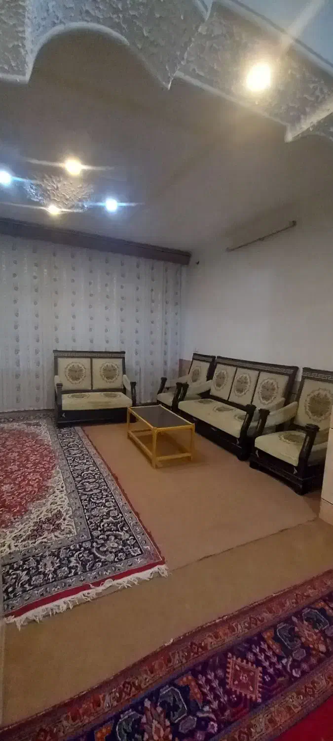 منزل مبله،دوخوابه ۱۲۰ متری،طبقه همکف،مرکزشهر|اجارهٔ کوتاهمدت آپارتمان و سوئیت|شاهرود, |دیوار