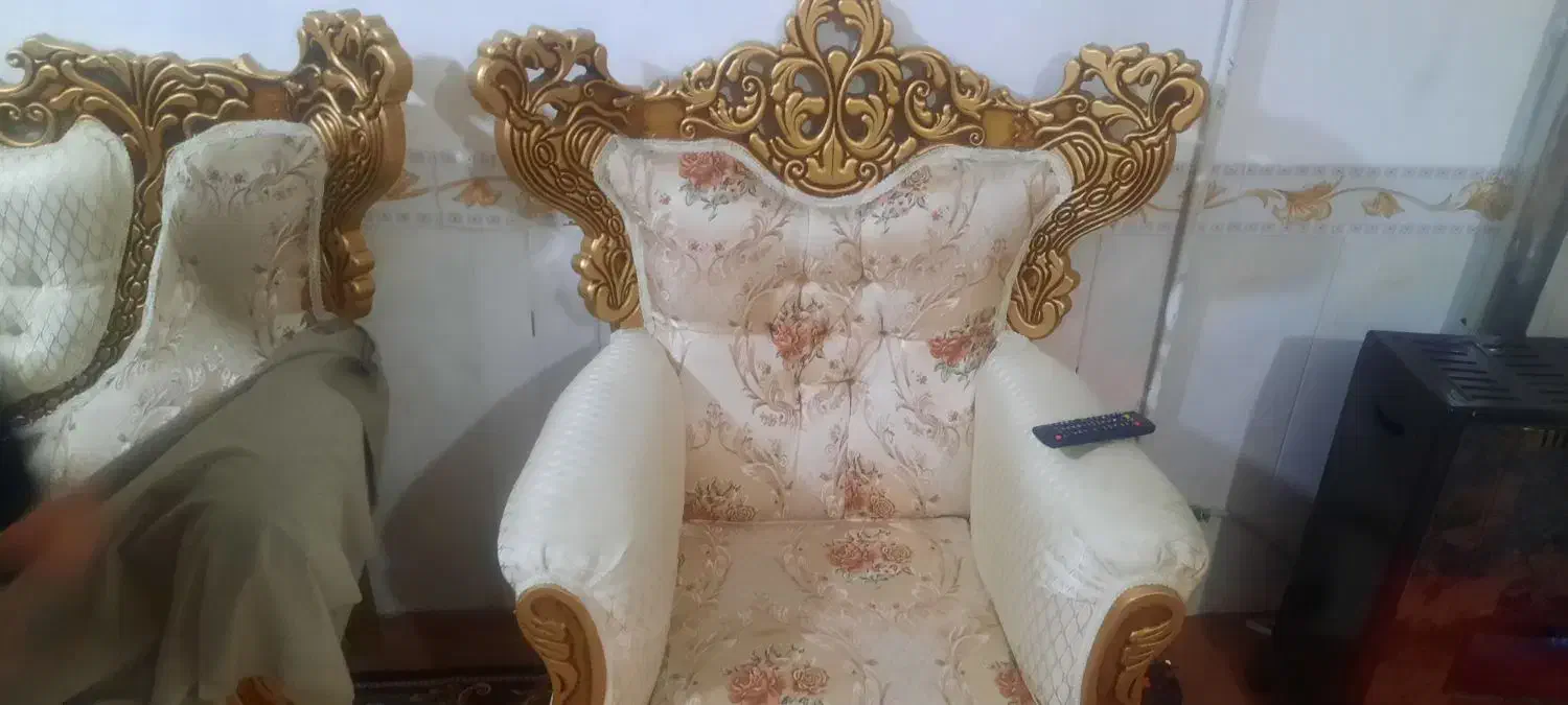 مبل سلطنتی راحتی|مبلمان خانگی و میز عسلی|قرچک, داوود آباد|دیوار