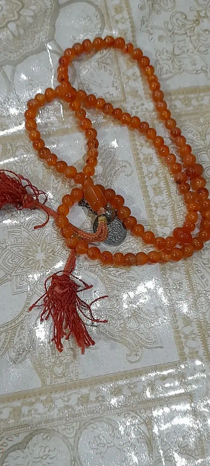 تسبیح تمام عقیق قدمت ۱۰۰ساله|بدلیجات|قم, آزادگان|دیوار