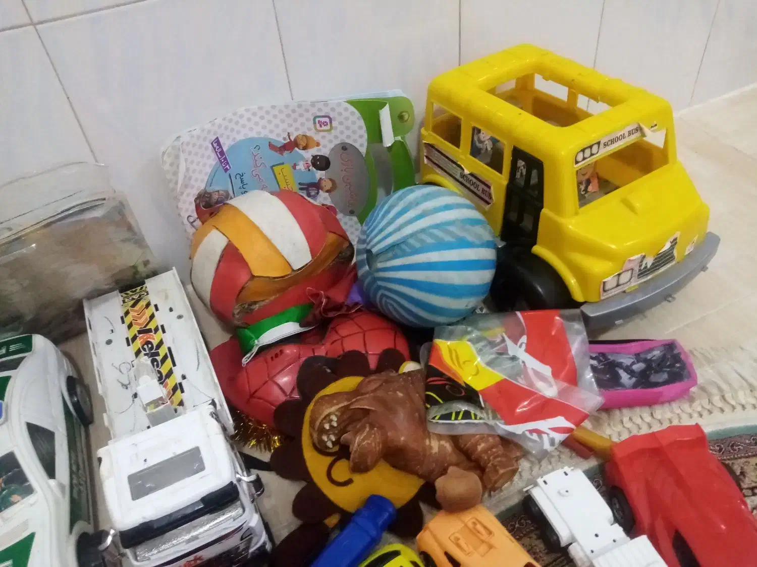 کلی اسباب بازی|اسباببازی|گتاب, |دیوار