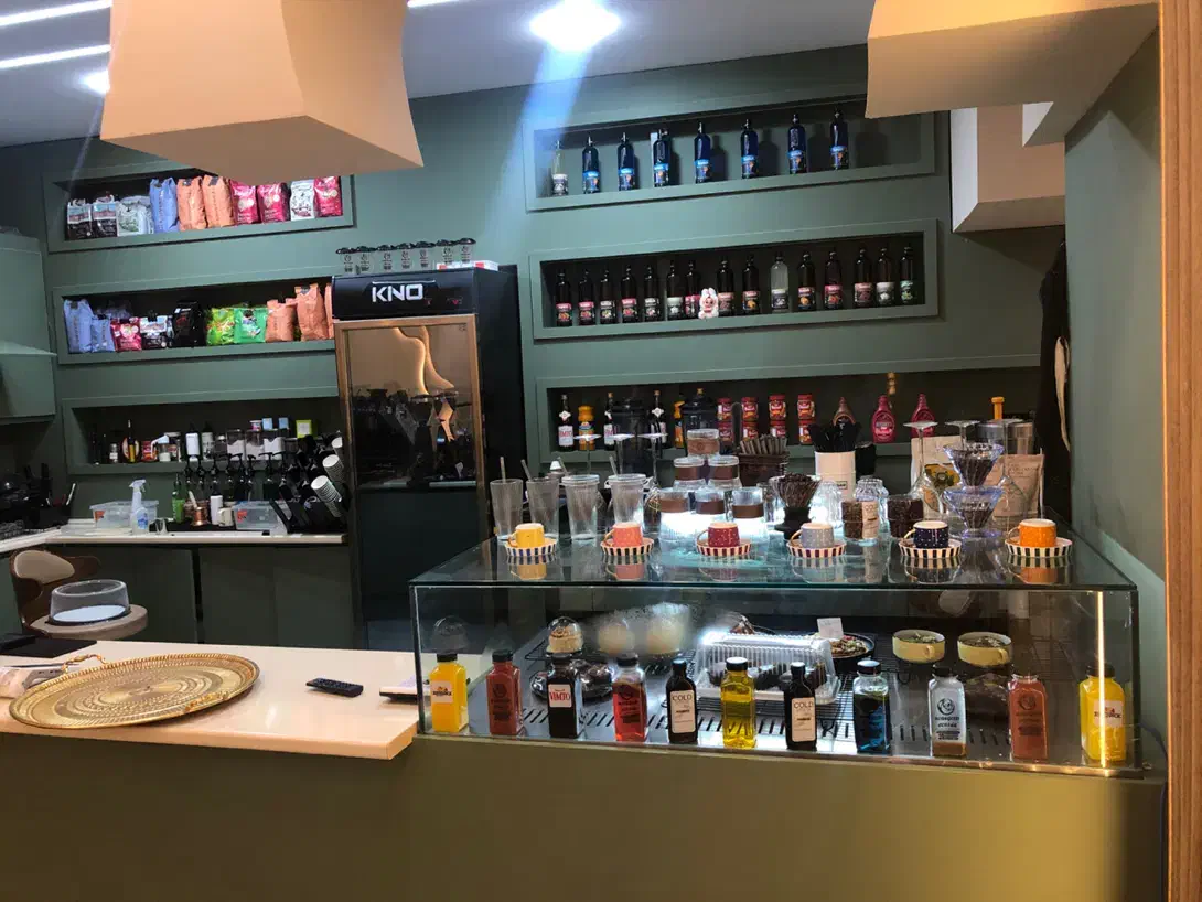 صندوقدار کافه رستوران|استخدام خدمات فروشگاه و رستوران|عسلویه, |دیوار