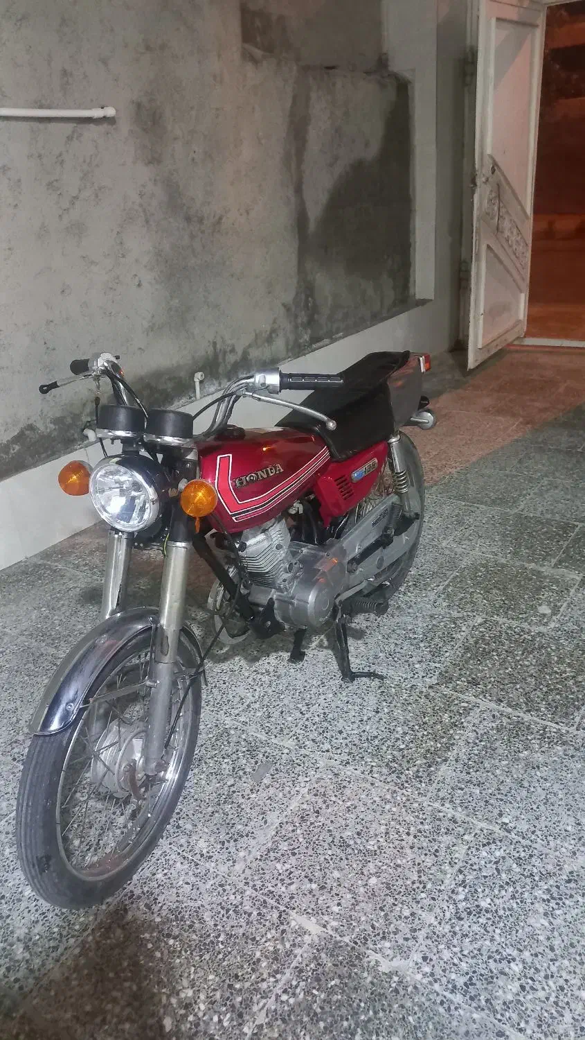 موتور هوندا ۱۲۵|موتورسیکلت|بندرعباس, |دیوار