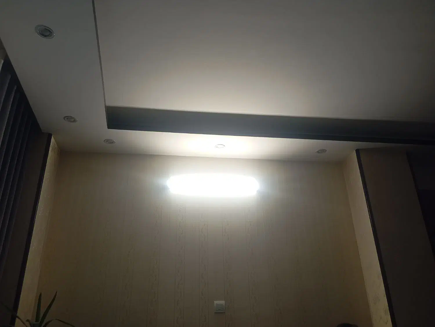 مهتابی نوی نو|لامپ و چراغ|اصفهان, مفتح|دیوار