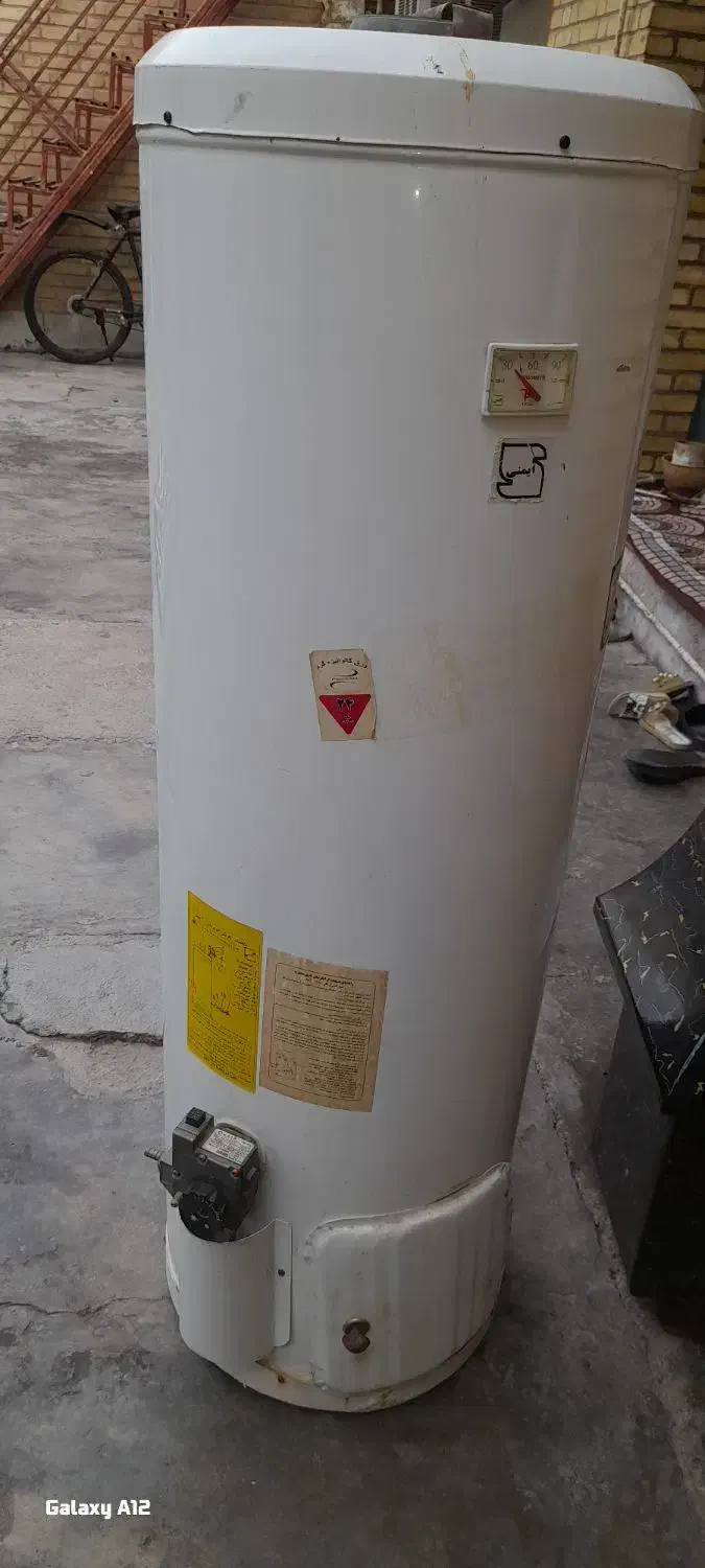 آبگرمکن ۷میلیون بخاری ۴میلیون|بخاری، هیتر، شومینه|بندر ماهشهر, |دیوار