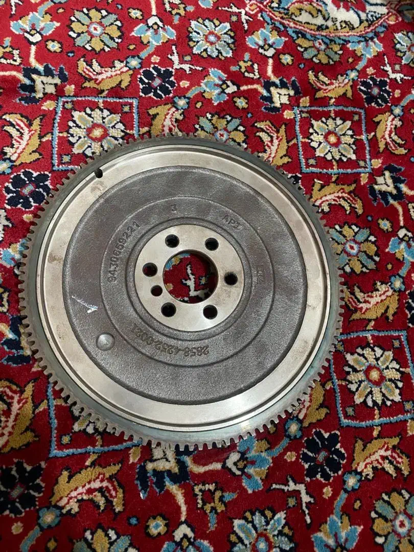 فلایویل پژو206|قطعات یدکی و لوازم جانبی|شیراز, محراب|دیوار
