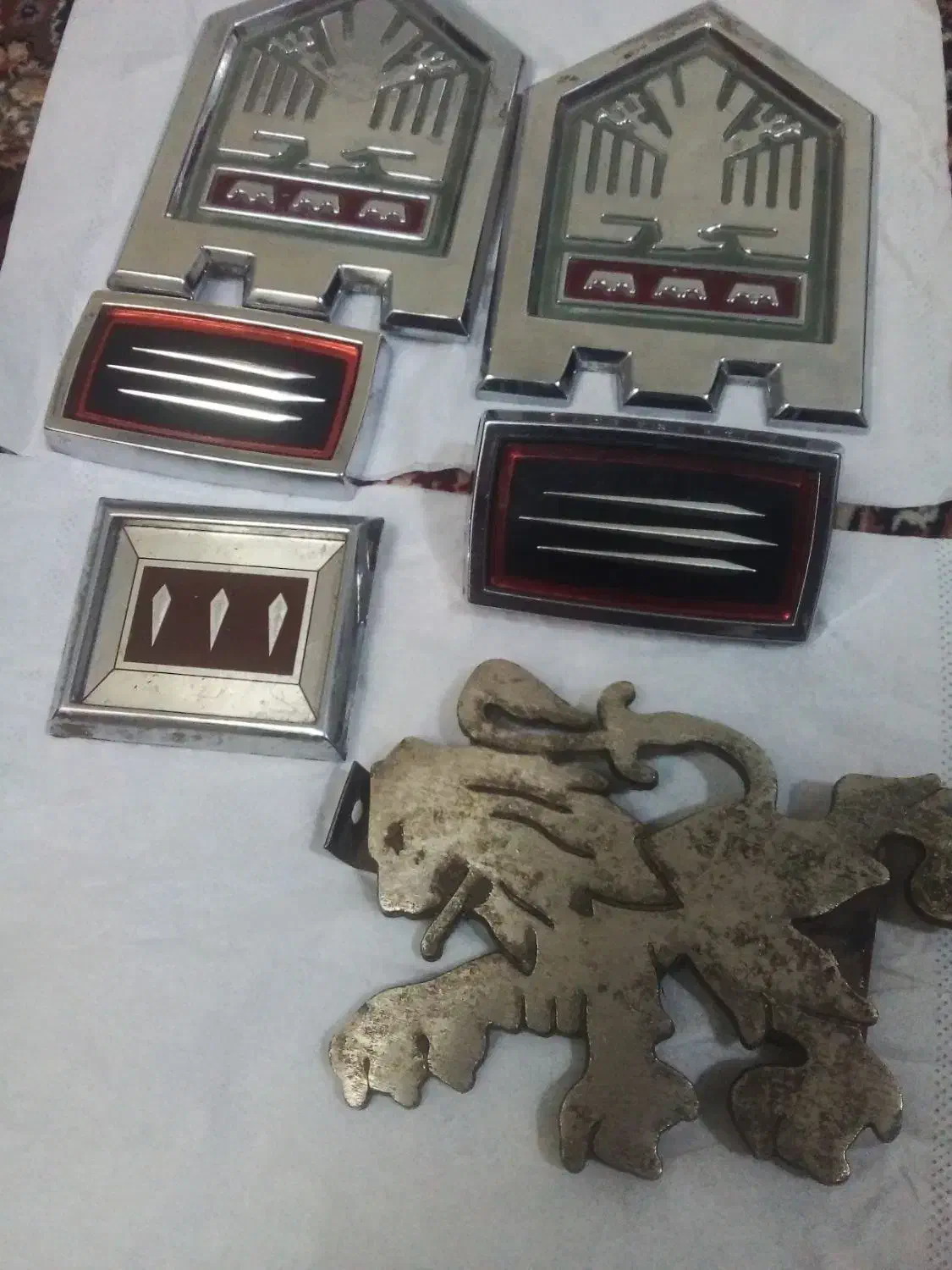 چند عدد آرم ماشین|خودرو کلاسیک|خاوران, |دیوار