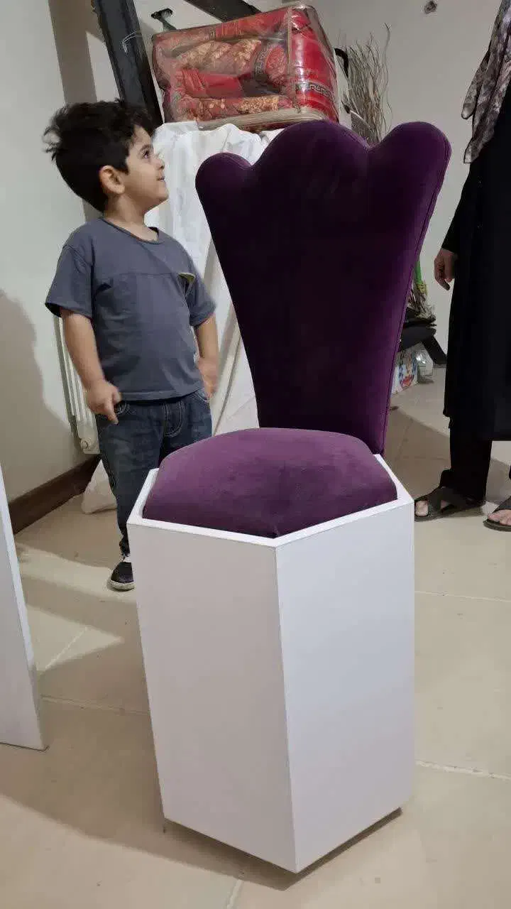 میز و صندلی خیاطی|لوازم خیاطی و بافتنی|شاهین‌شهر, فردوسی|دیوار