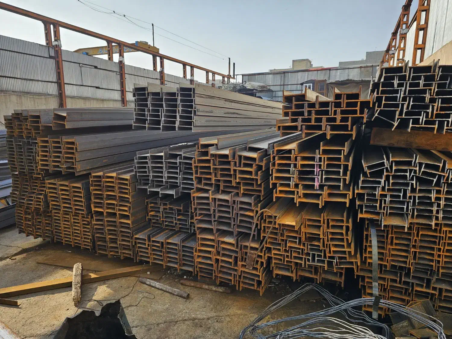 حراج انواع تیرآهن،ستون14،میلگرد،نبشی،ناودانی و|حراج|فردیس, فردیس|دیوار