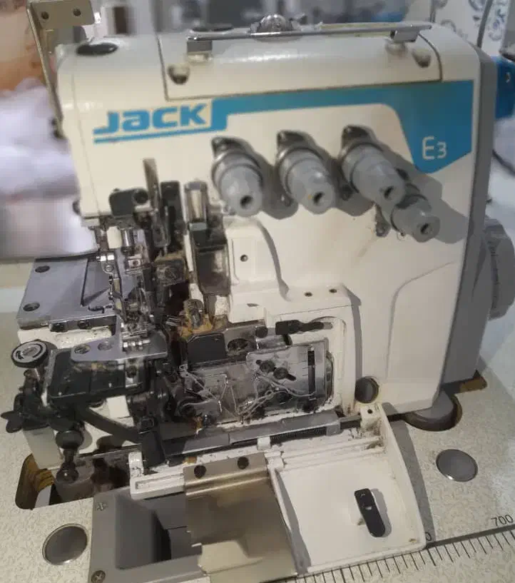 زیگزال جک  e3|چرخ خیاطی و ریسندگی|پرند, فاز ۵|دیوار