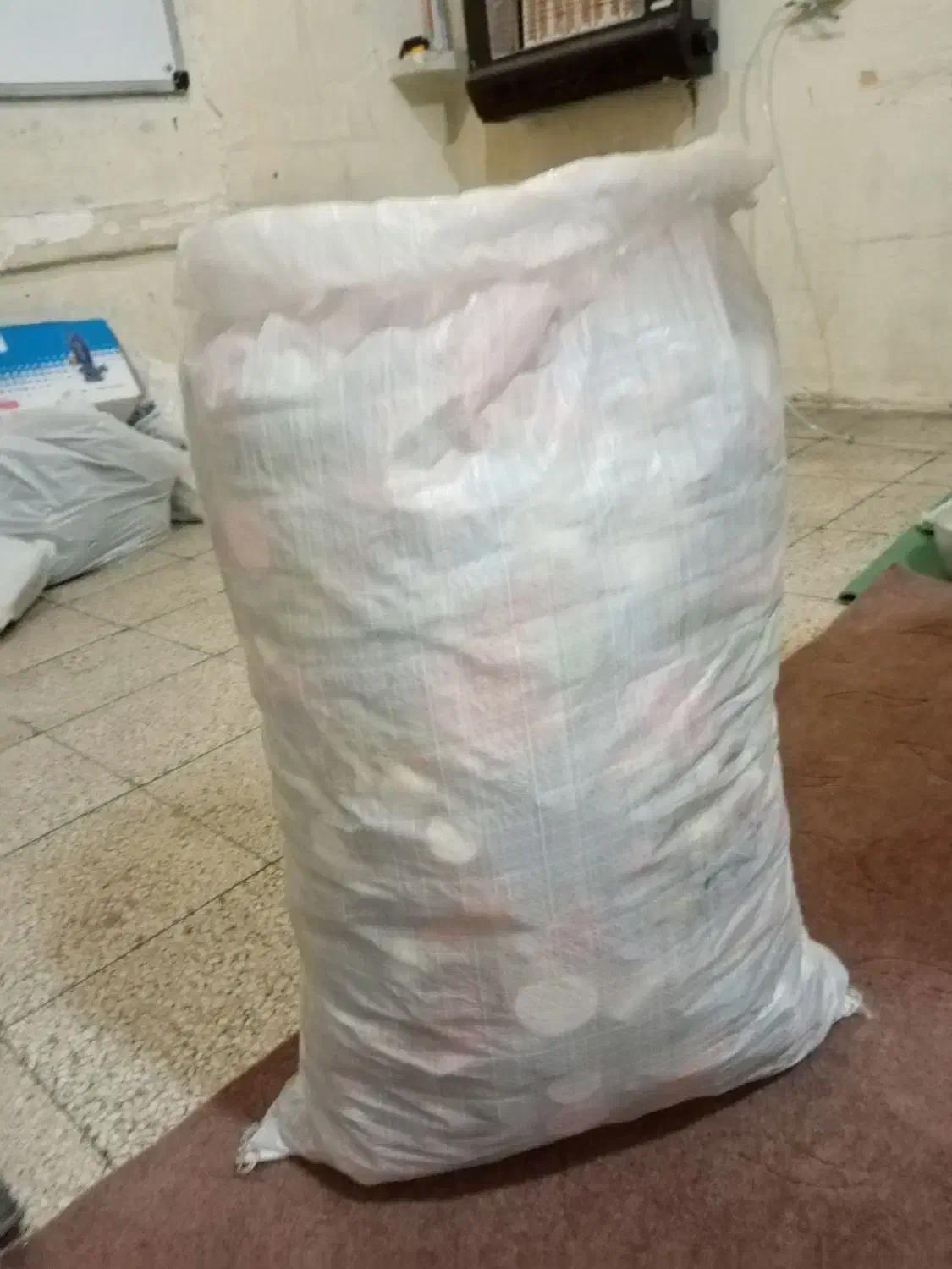 درب های بطری فروشی|ظروف نگهدارنده، پلاستیکی، یک‌بارمصرف|شیراز, دست خضر|دیوار