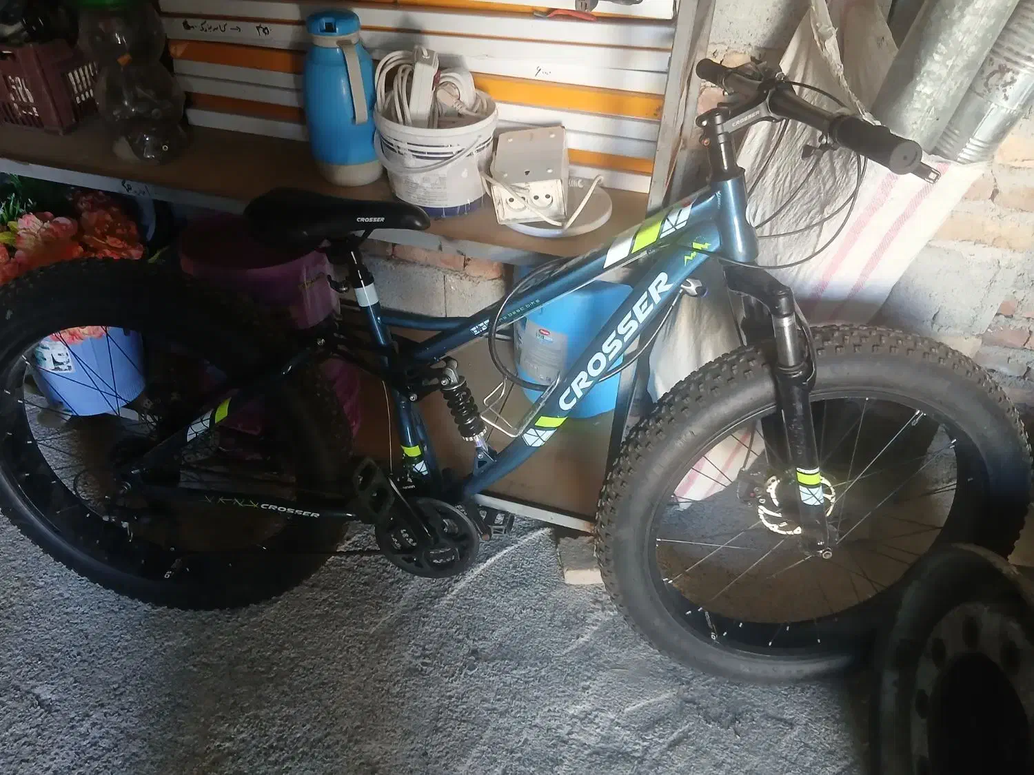 دوچرخ درحد نوع|دوچرخه، اسکیت، اسکوتر|قشلاق دشت, |دیوار