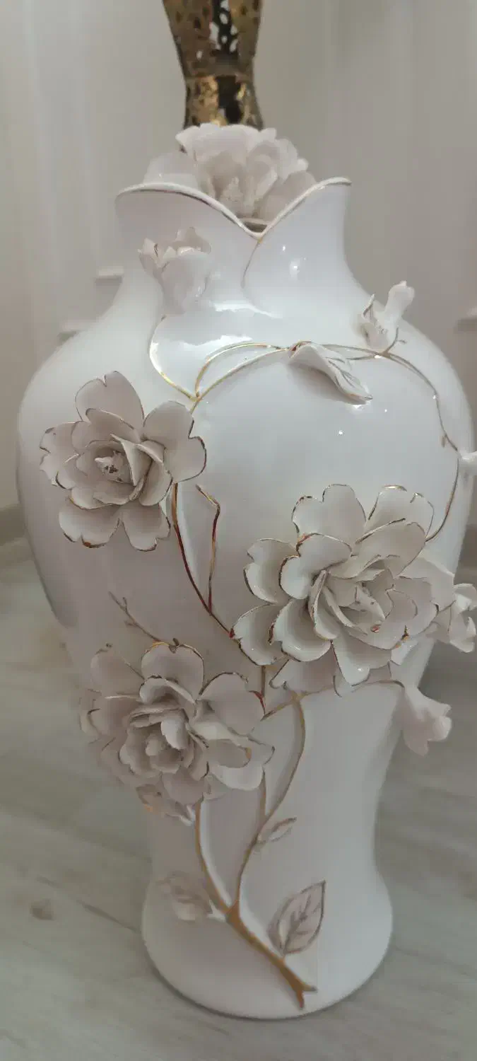 گلدان چینی گل برجسته وارداتی|صنایع دستی و سایر لوازم تزئینی|تهران, افسریه شمالی|دیوار