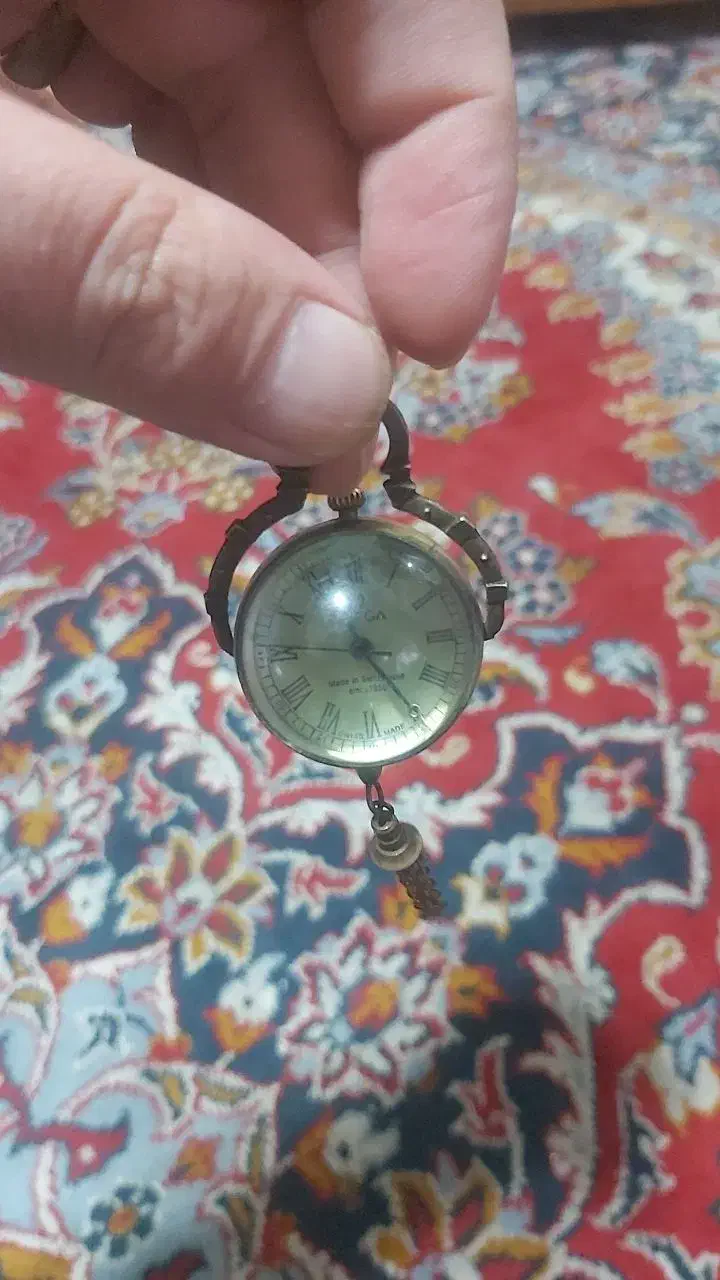 ساعت کوکی ۱۸۵۸ عتیقه|کلکسیون اشیاء عتیقه|ارومیه, |دیوار