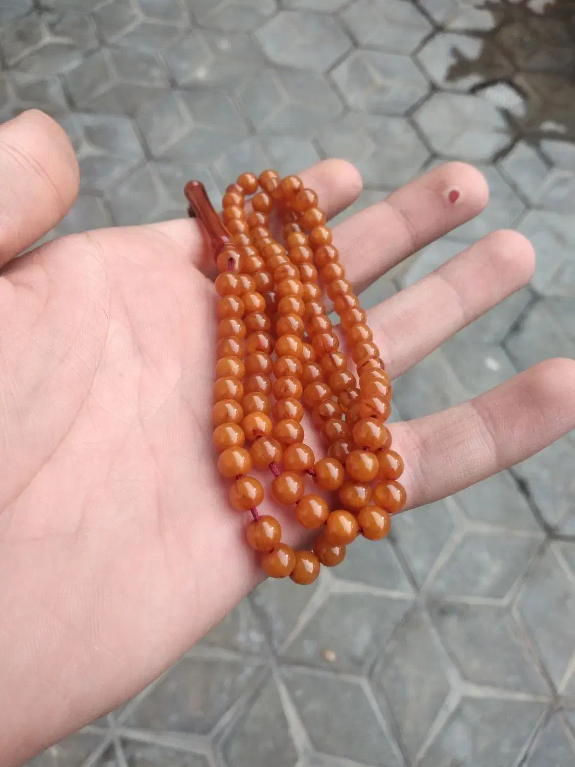 تسبیح کهربا|جواهرات|نقده, |دیوار