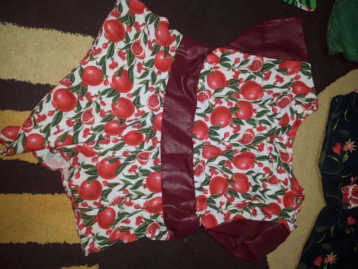 لباس های شب یلدا مناسب نوزادی تا ۴ سالگی|کفش و لباس بچه|دوگنبدان, |دیوار